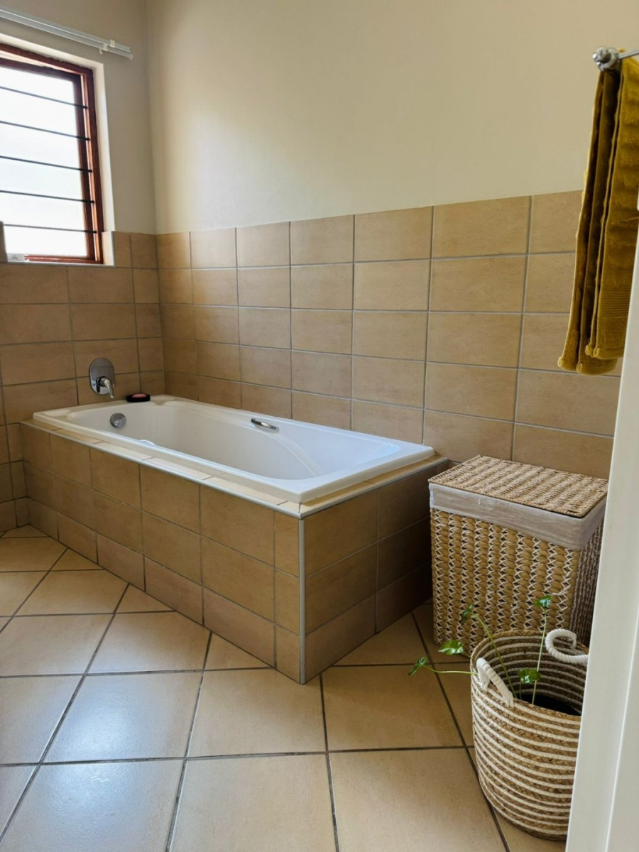 3 Bedroom Property for Sale in Wilkoppies North West